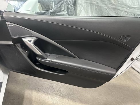 Used 2016 Chevrolet Corvette Stingray Convertible RWD image 7