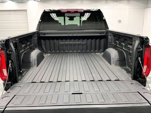 Used 2023 GMC Sierra 1500 Denali Ultimate image 32