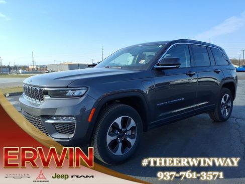 Used 2024 Jeep Grand Cherokee Limited 4xe image 3