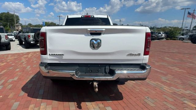 Used 2019 RAM 1500 Laramie AWD/4WD image 9