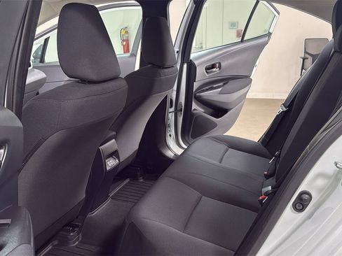 Certified 2025 Toyota Corolla LE image 15
