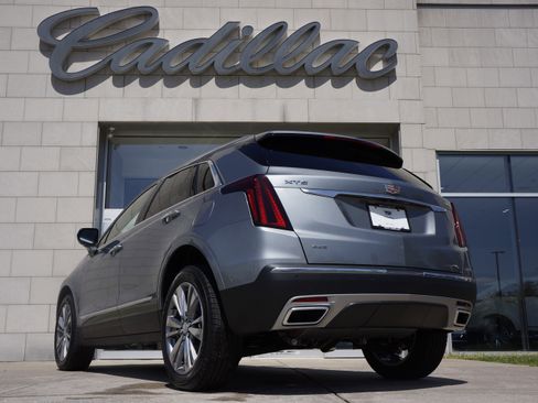 New 2025 Cadillac XT5 Premium Luxury w/ Technology Package image 8