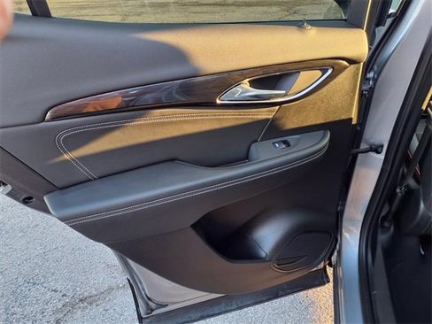 Used 2023 Buick Envision Essence w/ Sport Touring Package image 81