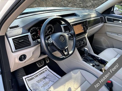 Used 2019 Volkswagen Atlas SEL R-Line AWD/4WD image 12