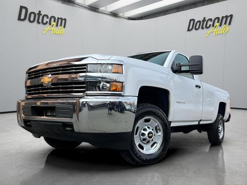 Used 2016 Chevrolet Silverado 2500 W/T w/ Snow Plow Prep Package image 4
