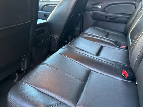 Used 2014 Chevrolet Silverado 3500 LTZ w/ LTZ Plus Package AWD/4WD image 14