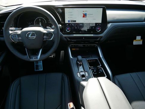New 2026 Lexus TX 500h AWD image 11