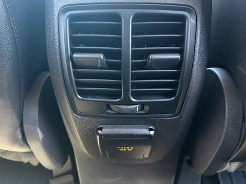 Used 2013 Ford Escape Titanium FWD image 16