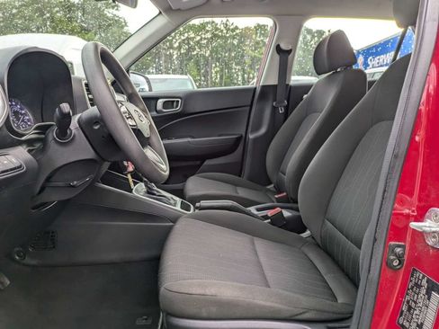Used 2022 Hyundai Venue SE w/ Cargo Package FWD image 20