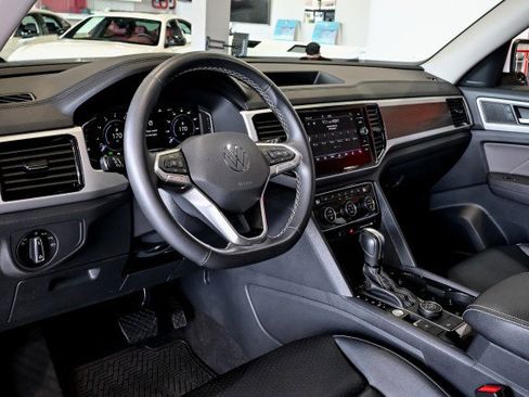 Used 2022 Volkswagen Atlas SE image 14
