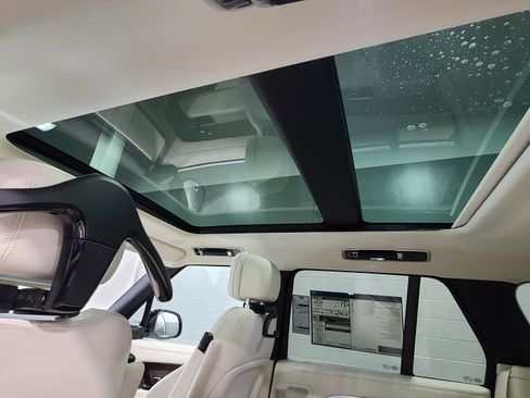 New 2026 Land Rover Range Rover SE AWD/4WD image 15