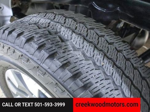 Used 2022 Chevrolet Silverado 2500 Custom w/ Custom Value Package image 17