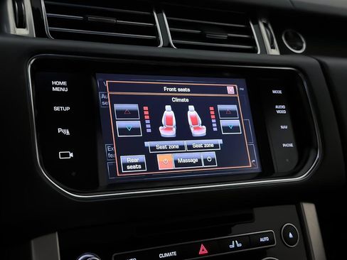 Used 2014 Land Rover Range Rover HSE image 32