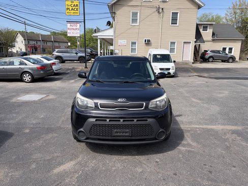 Used 2016 Kia Soul FWD image 3