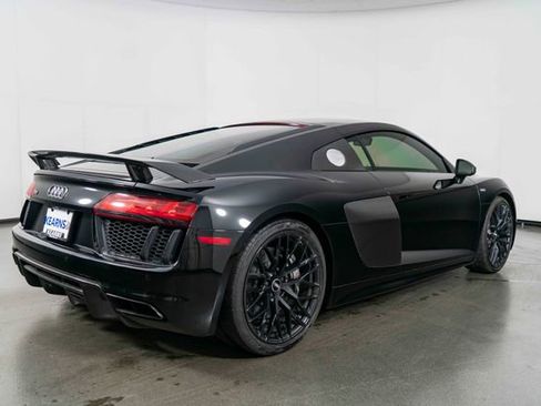 Used 2018 Audi R8 V10 plus image 8