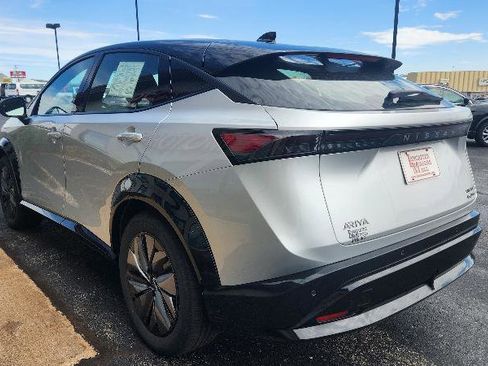 Used 2024 Nissan Ariya AWD image 5