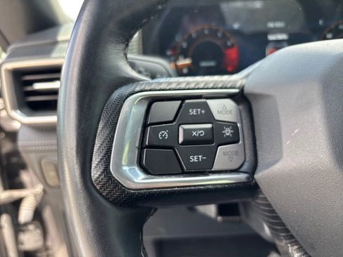 Used 2025 Ford Mustang Premium RWD image 15