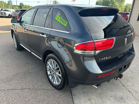 Used 2013 Lincoln MKX AWD image 7