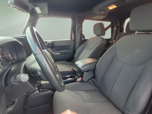 Used 2015 Jeep Wrangler Sport w/ Quick Order Package 24S AWD/4WD image 25