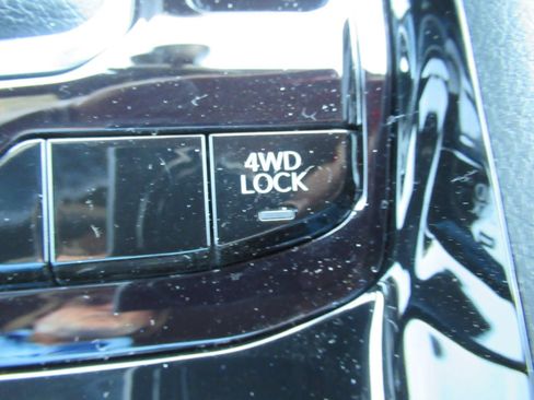New 2026 Jeep Compass Latitude AWD/4WD image 29