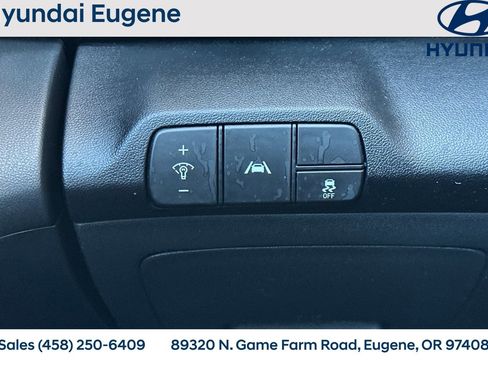 Used 2022 Hyundai Elantra SEL w/ Convenience Package FWD image 34