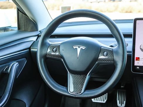 Used 2022 Tesla Model 3 Long Range image 23