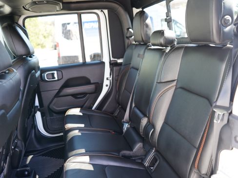 Used 2021 Jeep Gladiator Mojave AWD/4WD image 24