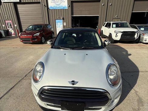 Used 2016 MINI Cooper 2-Door Hardtop image 15