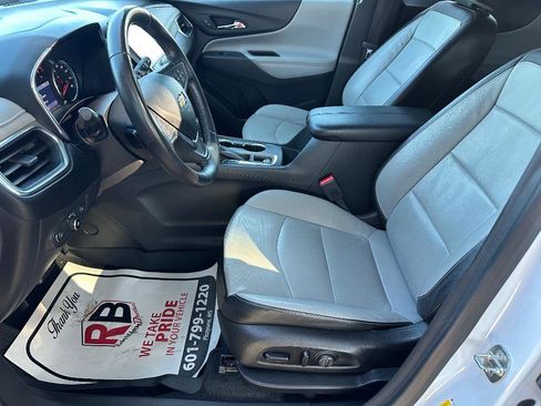 Used 2021 Chevrolet Equinox Premier image 19