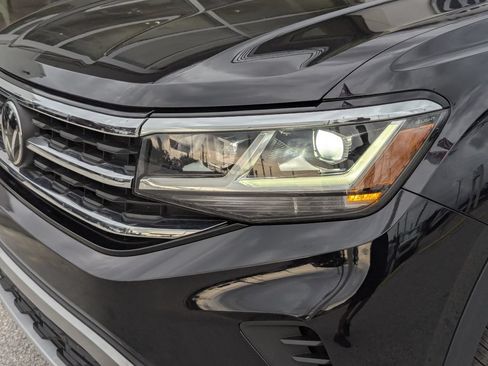 Certified 2023 Volkswagen Atlas SE w/ Panoramic Sunroof Package AWD/4WD image 7