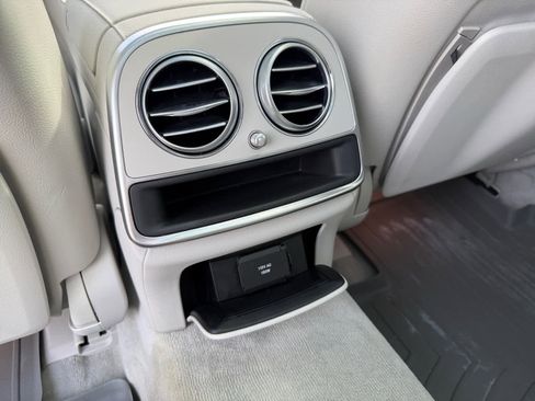 Used 2016 Mercedes-Benz S 550 Sedan image 16