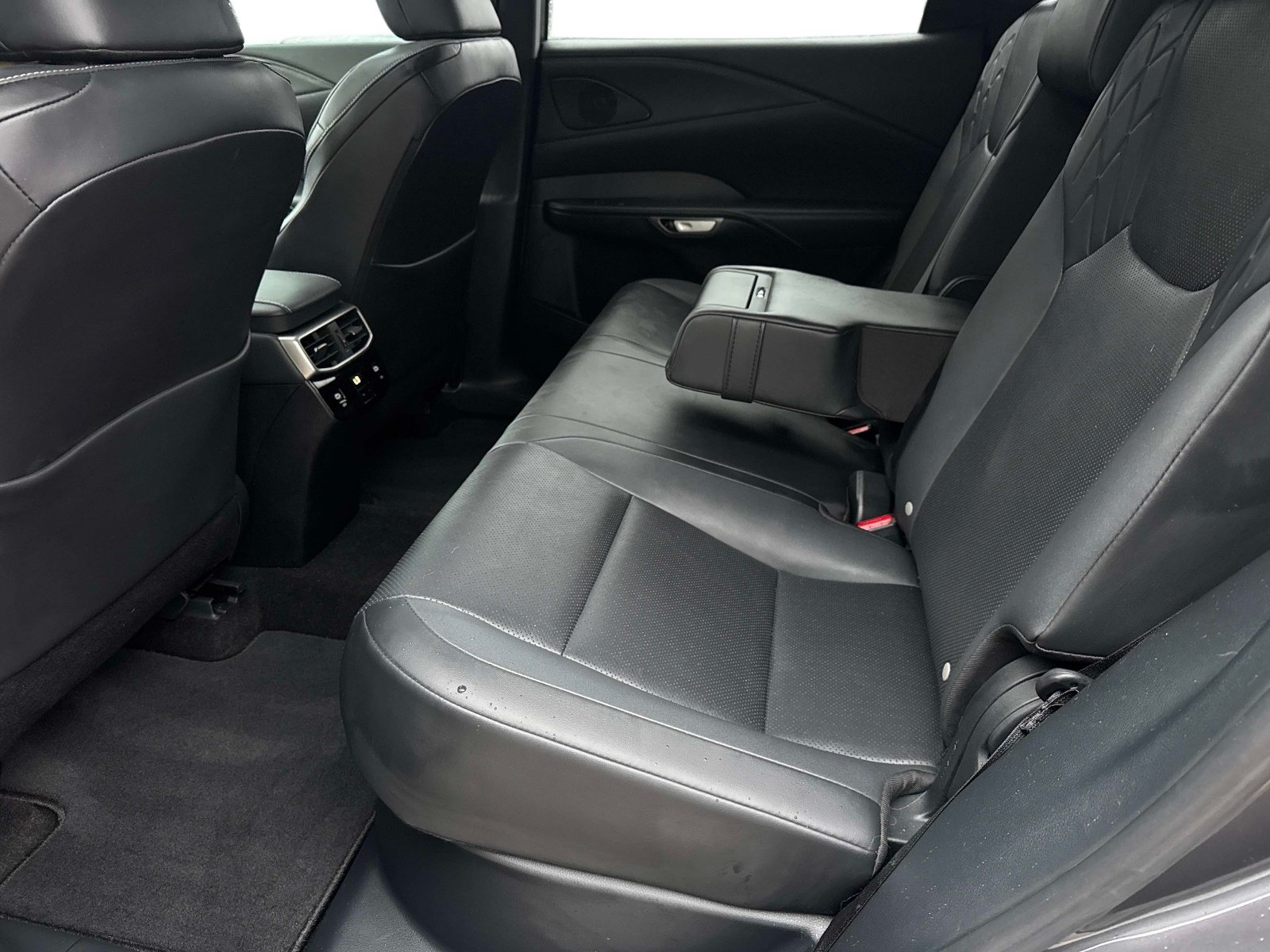 Used 2024 Lexus RX 350 Premium w/ Accessory Package (Z1) FWD image 15