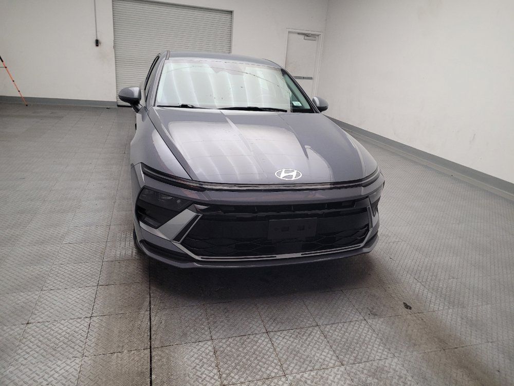 Used 2025 Hyundai Sonata SE FWD image 14