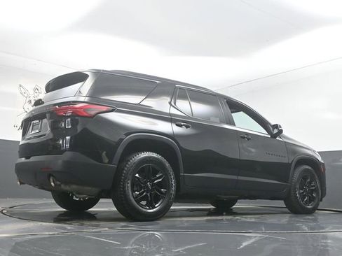 Used 2023 Chevrolet Traverse LT image 33