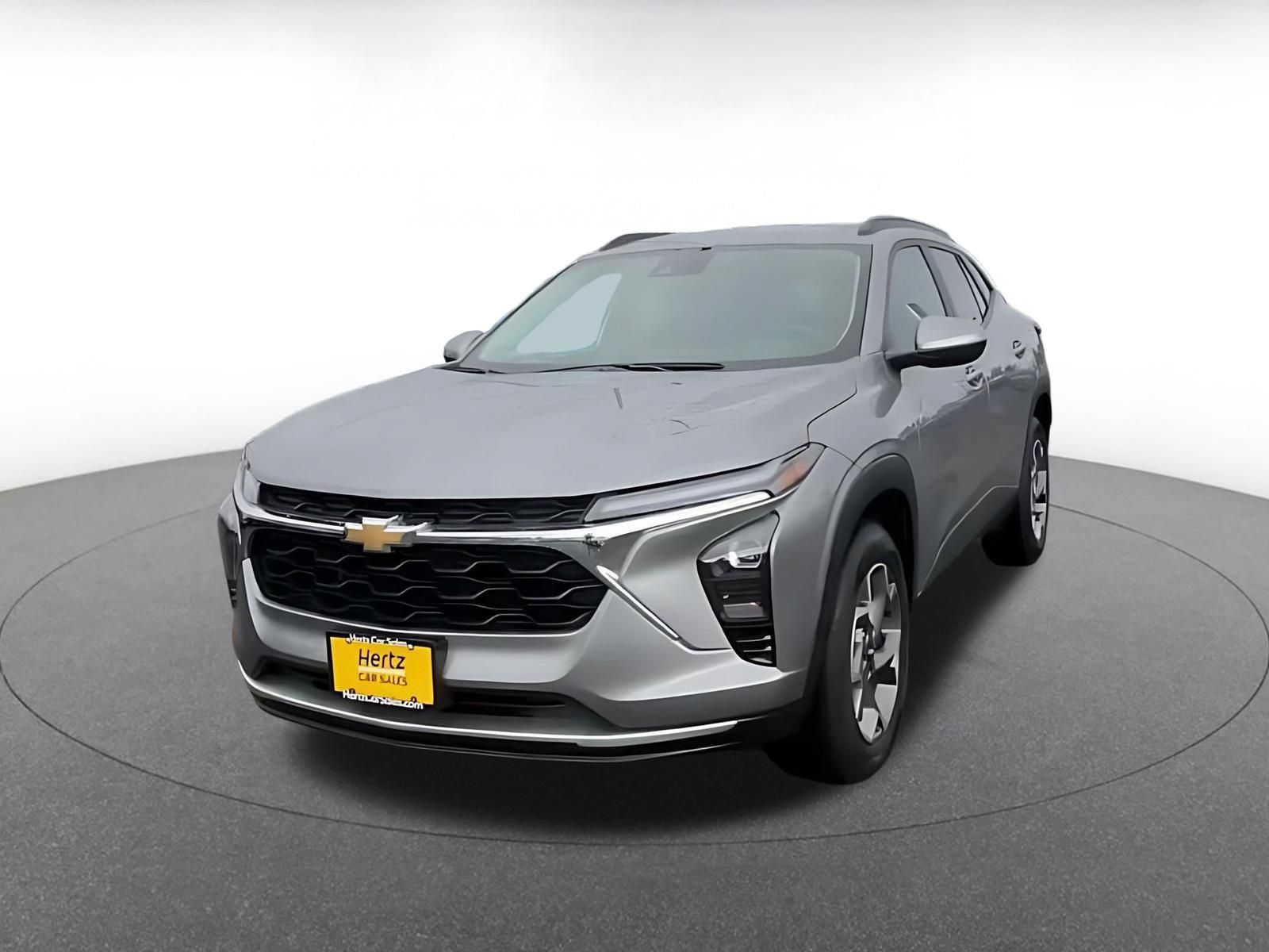 Used 2025 Chevrolet Trax LT w/ LT Convenience Package FWD image 6
