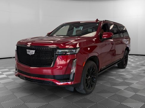 Used 2023 Cadillac Escalade ESV Sport w/ LPO, ONYX Package AWD/4WD image 4