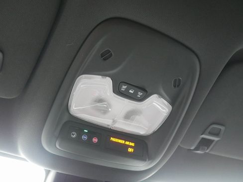 New 2025 Chevrolet TrailBlazer ACTIV w/ Convenience Package image 17