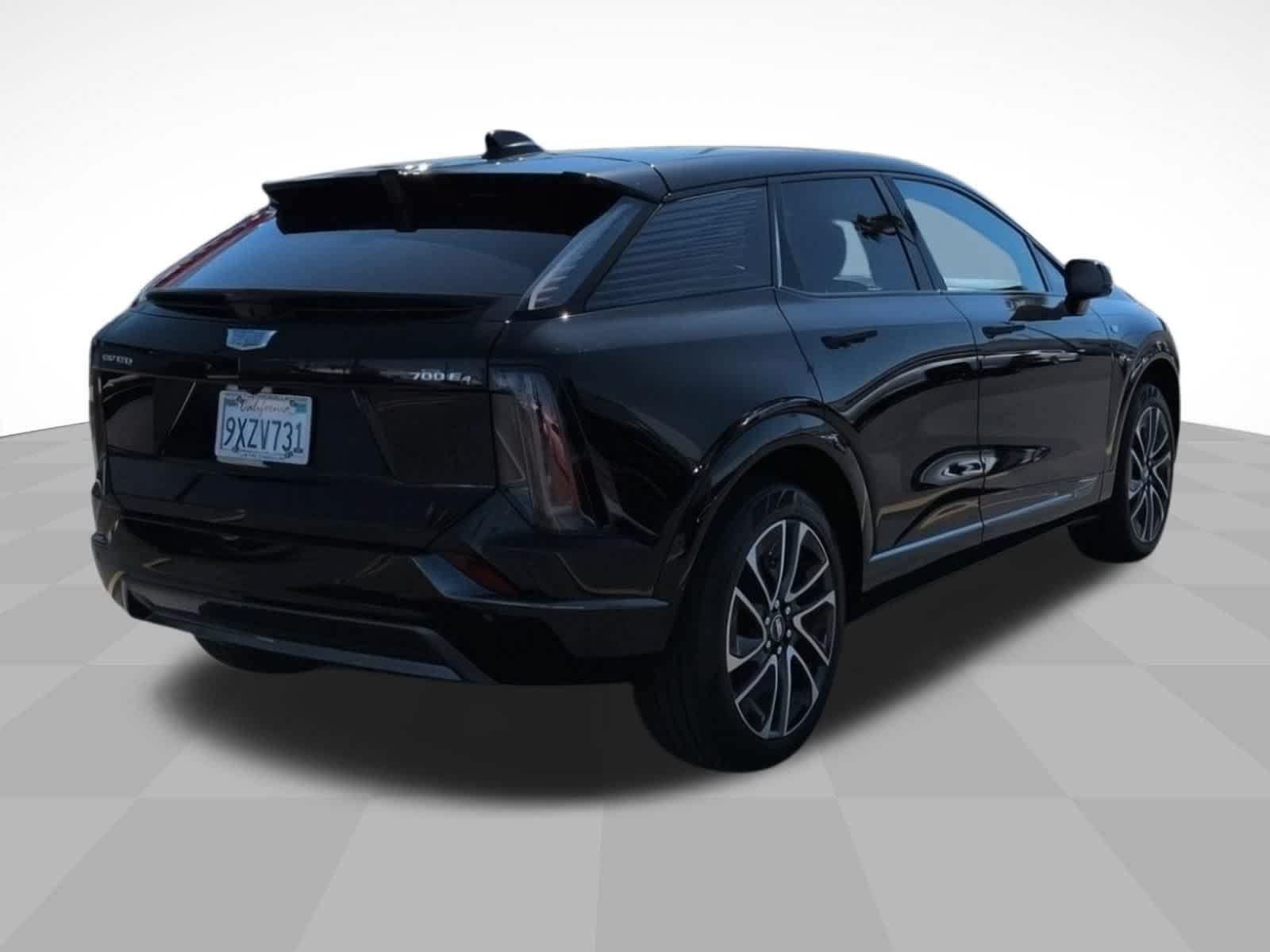 Used 2026 Cadillac Optiq Sport 1 AWD/4WD image 5