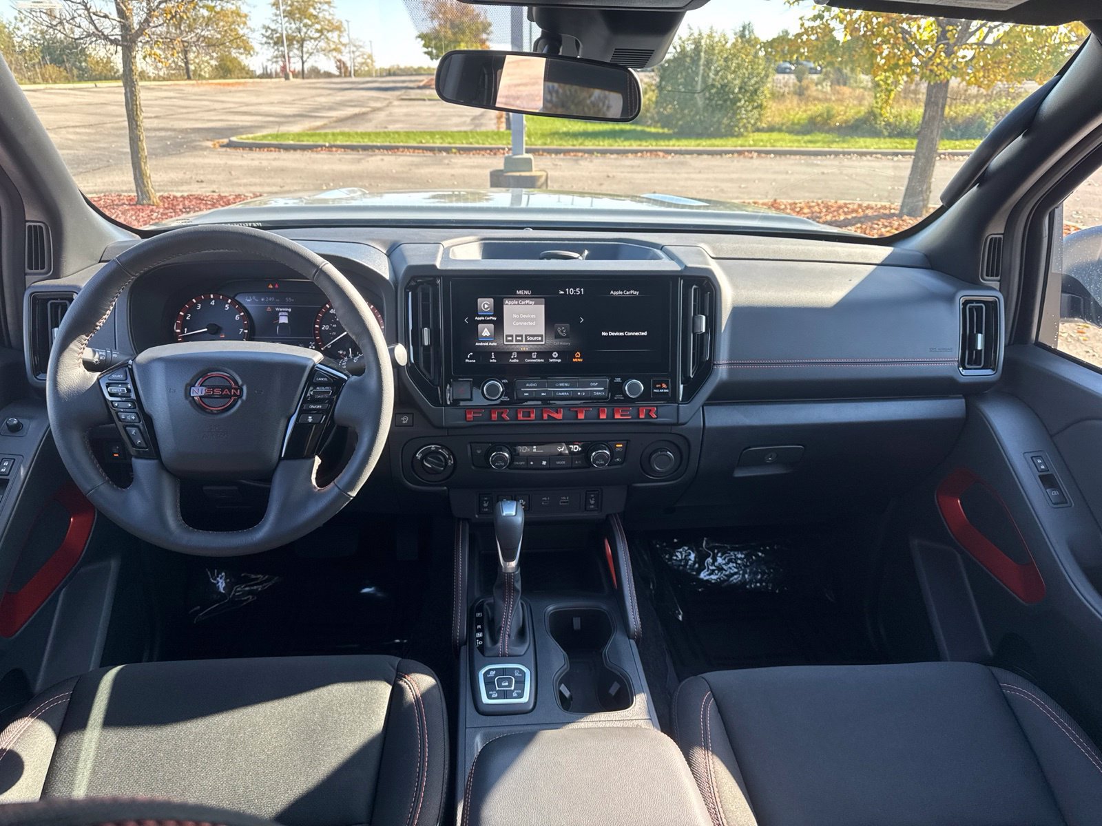 Used 2026 Nissan Frontier PRO-4X w/ Tow Package AWD/4WD image 15