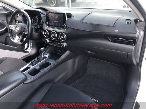 Used 2021 Nissan Sentra SR FWD image 22