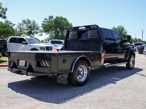 Used 2022 RAM 5500 Tradesman w/ Chrome Appearance Group AWD/4WD image 7
