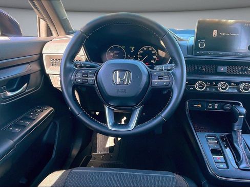 Used 2025 Honda CR-V Sport image 9