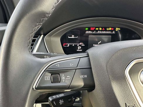 Used 2025 Audi Q5 2.0T Premium image 28