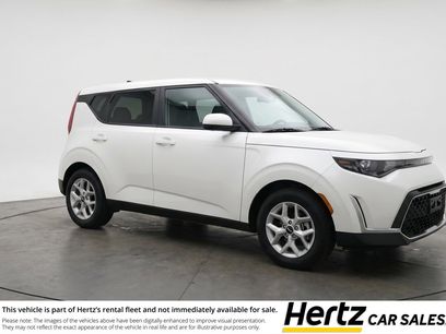 Used 2025 Kia Soul LX w/ LX Technology Package
