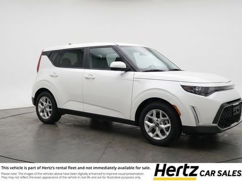 Used 2025 Kia Soul LX w/ LX Technology Package FWD image 1