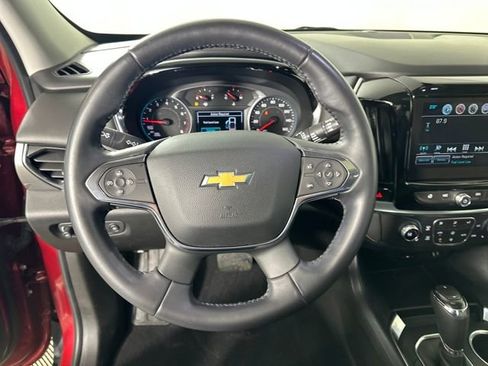Used 2018 Chevrolet Traverse LT image 14
