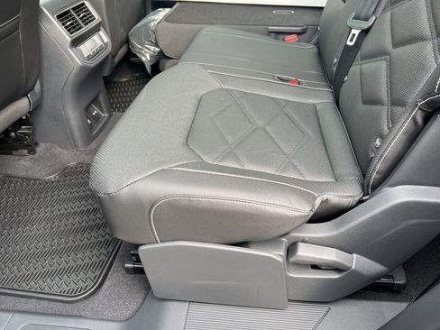 New 2026 Volkswagen Atlas SE image 16