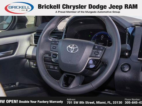 Used 2025 Toyota Camry SE image 20