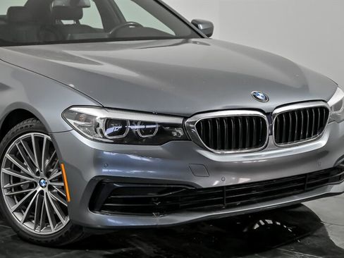 Used 2019 BMW 540i xDrive w/ Convenience Package image 2