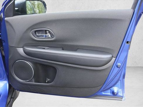 Used 2022 Honda HR-V EX image 30